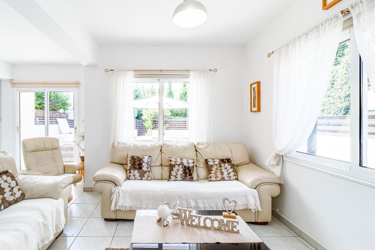 Villa Sunnyside Mandali By Ezoria Villas Protaras Exterior photo